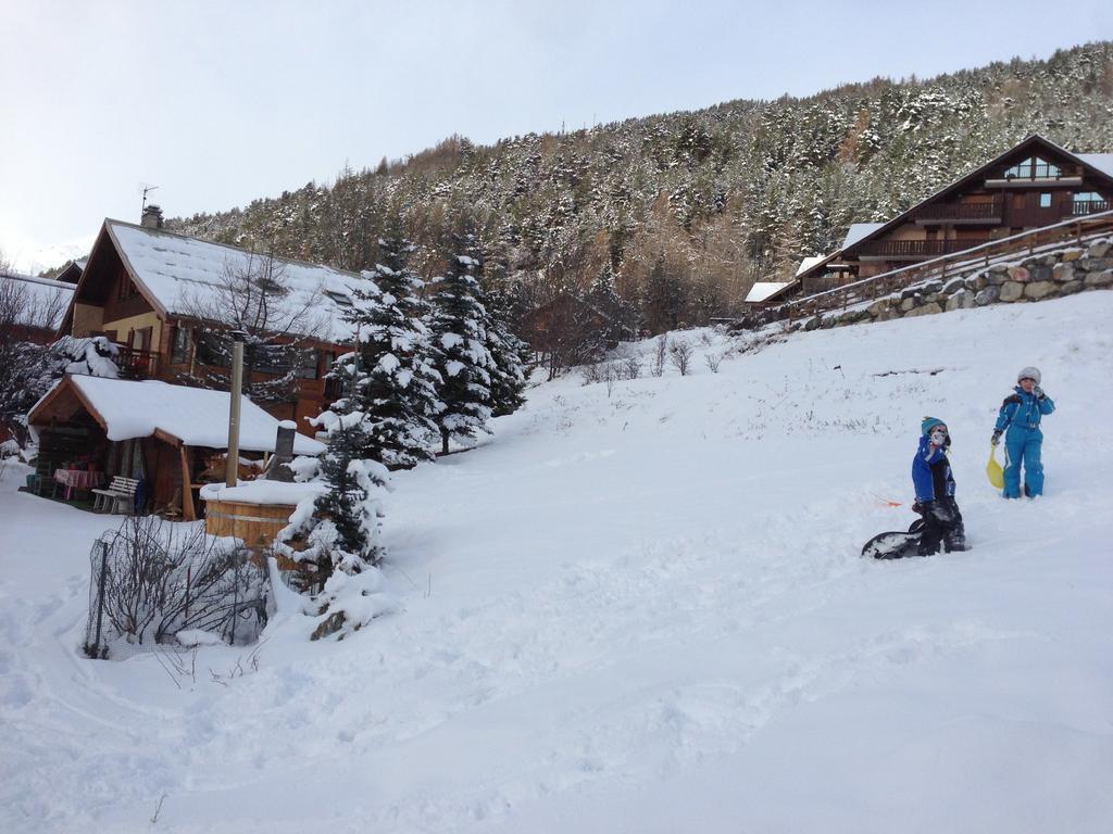 Chalets La Caillaude La Salle-les-Alpes Exterior foto