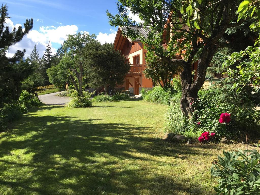 Chalets La Caillaude La Salle-les-Alpes Exterior foto