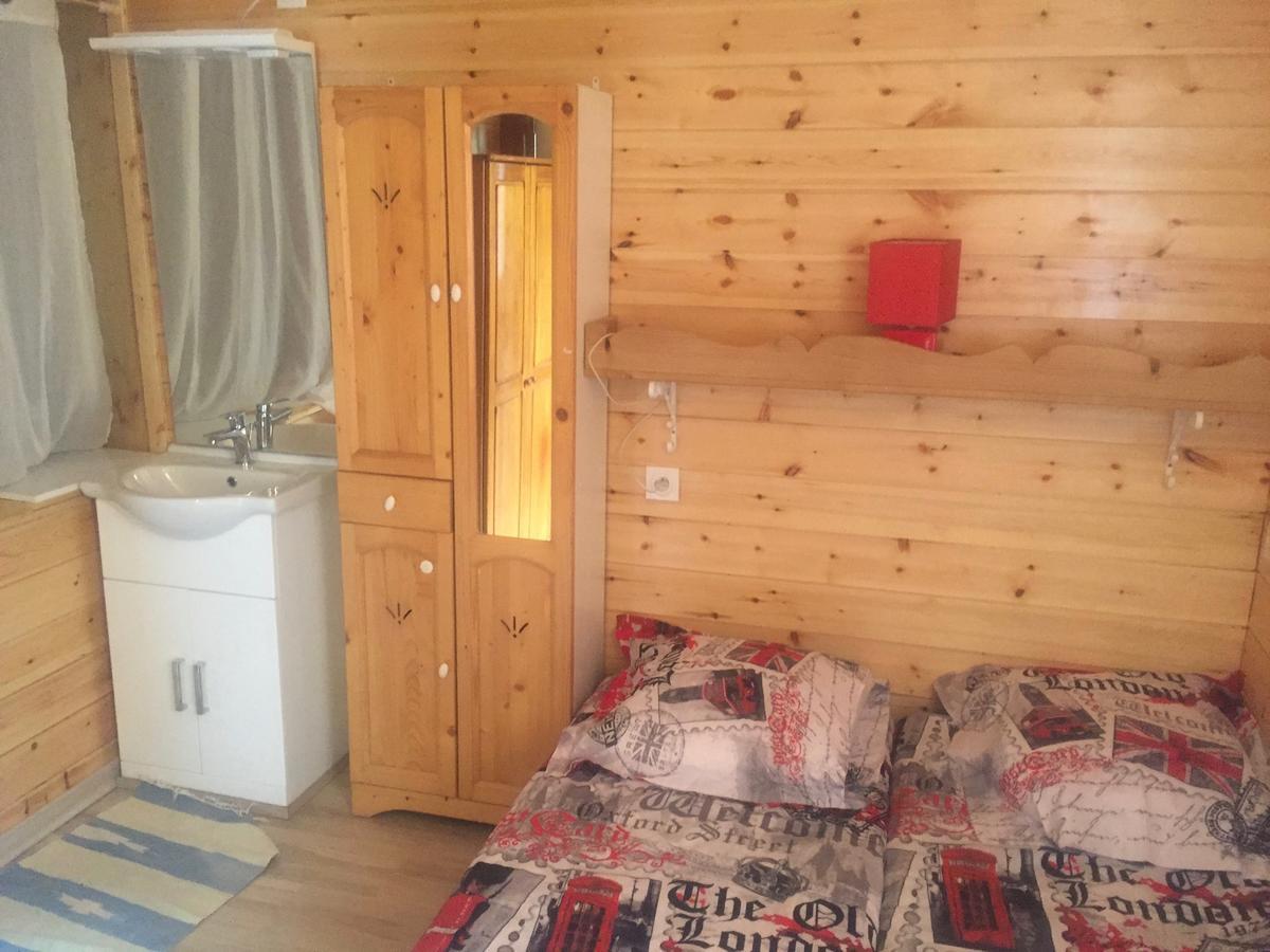Chalets La Caillaude La Salle-les-Alpes Exterior foto